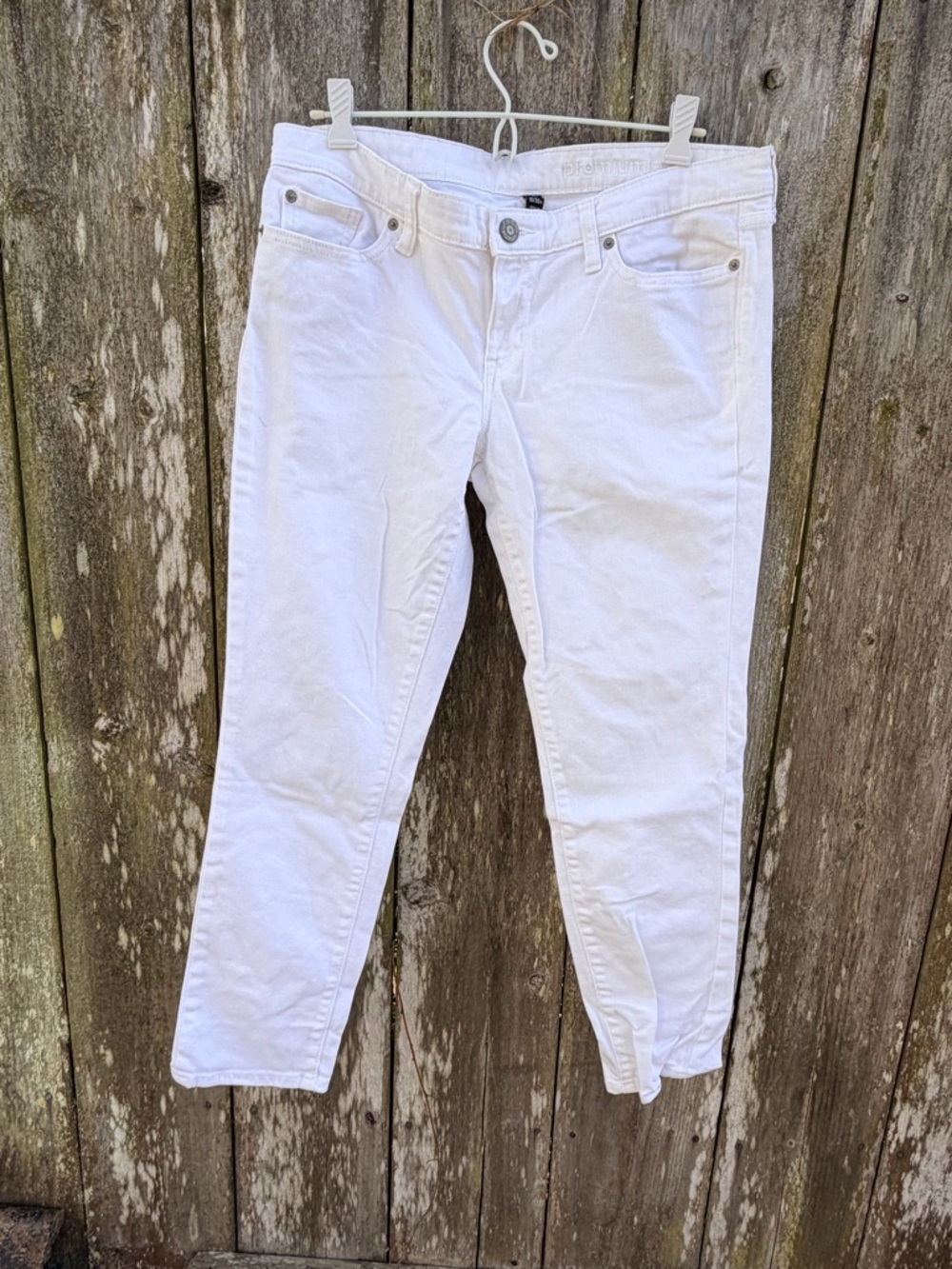 GAP White Women's Premium Skinny Jeans